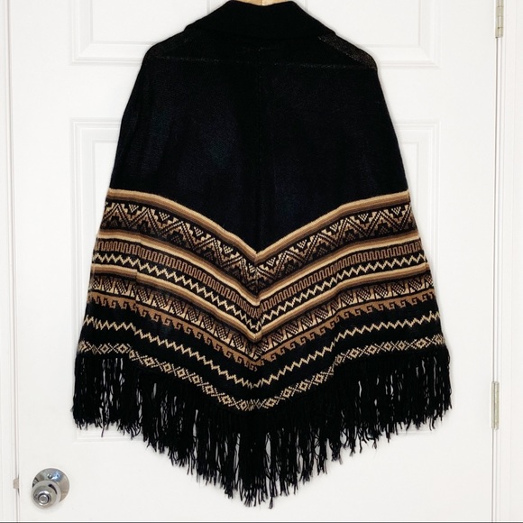 Alpaca Wool Poncho Made in Peru One Size Fits Most - Picture 3 of 5